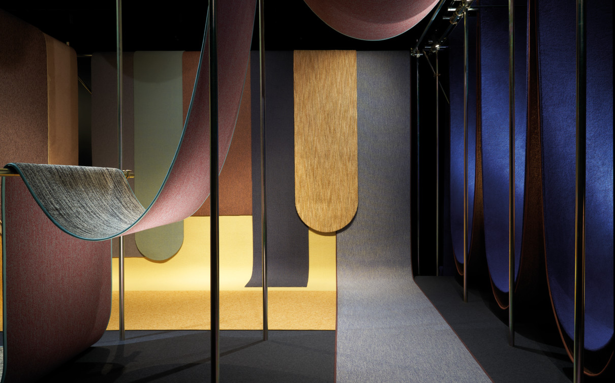 Installation_OBJECT CARPET x Ippolito Fleitz Group_Seite